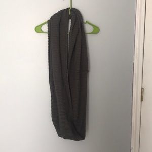 Grey infinity scarf